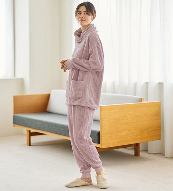 LAVIENNE（ラヴィエンヌ）の「寒がりさんのためのふわっもこケーブルフリースパジャマ（パジャマ・ルームウェア）」｜詳細画像