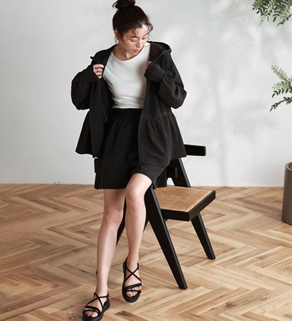 Pierrot（ピエロ）の「【速乾機能付】フレアショートパンツラッシュガード（その他パンツ）」｜詳細画像