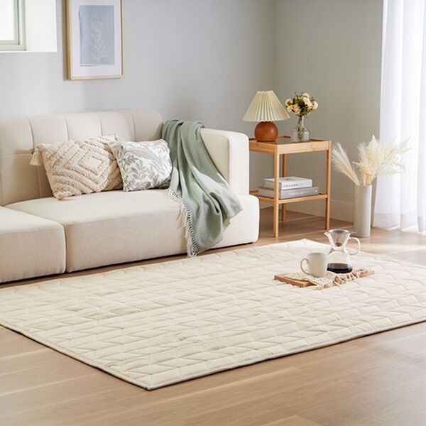 iellio（イエリオ）の「ふわふわ感触！はっ水ふっくらキルトラグ＜裏面滑り止め加工付・洗濯機で洗える・麻風・オールシーズン・おしゃれ＞（ラグ）」｜詳細画像