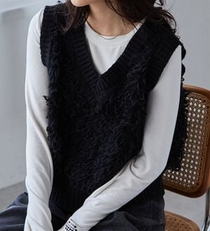 RANAN（ラナン）の「ループフリンジニットベスト（ベスト）」｜ブラック