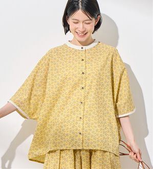 Viola e Viola（ヴィオラ エ ヴィオラ）の「小花柄ドルマンブラウス（ブラウス）」｜イエロー系