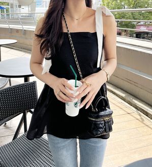 GeeRA（ジーラ）の「バイカラーぽこぽこリボンビスチェ（ブラウス）」｜詳細画像