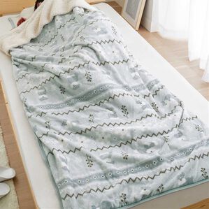iellio（イエリオ）の「もこもこあったか素材のすっぽり毛布＜洗える・寝袋タイプ・シープ調ボア・マイクロ＞（毛布・ブランケット）」｜シュナウザー（グレー）
