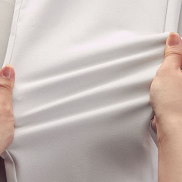 BELLUNA（ベルーナ）の「透けにくいグレー！ストレートパンツ（フルレングスパンツ）」｜詳細画像