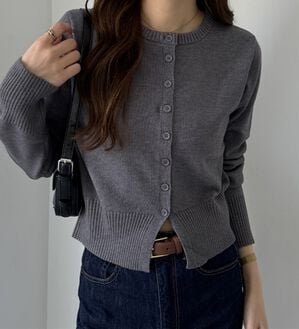 GeeRA（ジーラ）の「裾スリットカーデ（ニットカーディガン）」｜グレー