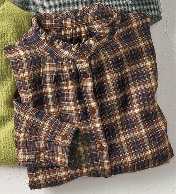 BELLUNA（ベルーナ）の「柔らかコットン衿フリルシャツ（ブラウス）」｜ブラウンチェック