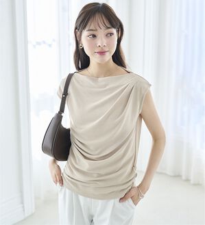 RANAN（ラナン）の「タックドレープフレンチスリーブＴ（Tシャツ）」｜ベージュ