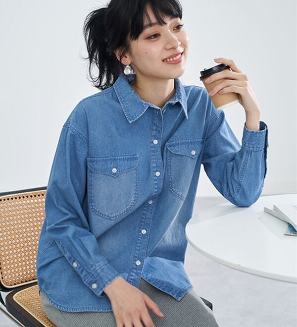 BELLUNA（ベルーナ）の「綿１００％ブラスト加工デニムシャツ（シャツ）」｜詳細画像