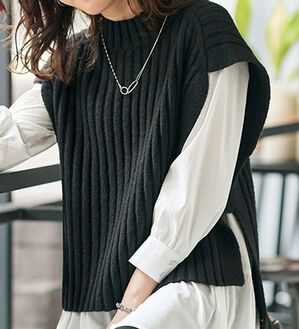 BELLUNA（ベルーナ）の「ワイドリブハイネックデザインニットベスト（ベスト）」｜詳細画像