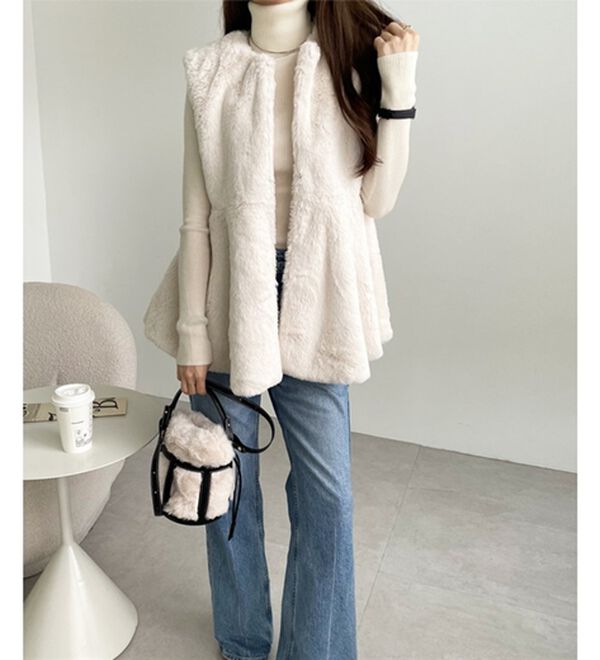 なしなし　おまとめ2点商品　ストーリーナイン　ペプラムファーベスト ペプラムファーベスト - ベルーナ【公式】