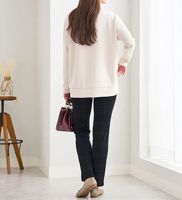 BELLUNA（ベルーナ）の「【あったか仕様♪】すっきり見え！裏ファーパンツ（フルレングスパンツ）」｜詳細画像