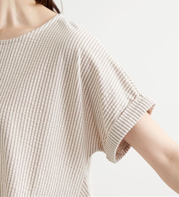 BELLUNA（ベルーナ）の「ニットサッカー素材ペプラムプルオーバー（カットソー）」｜詳細画像