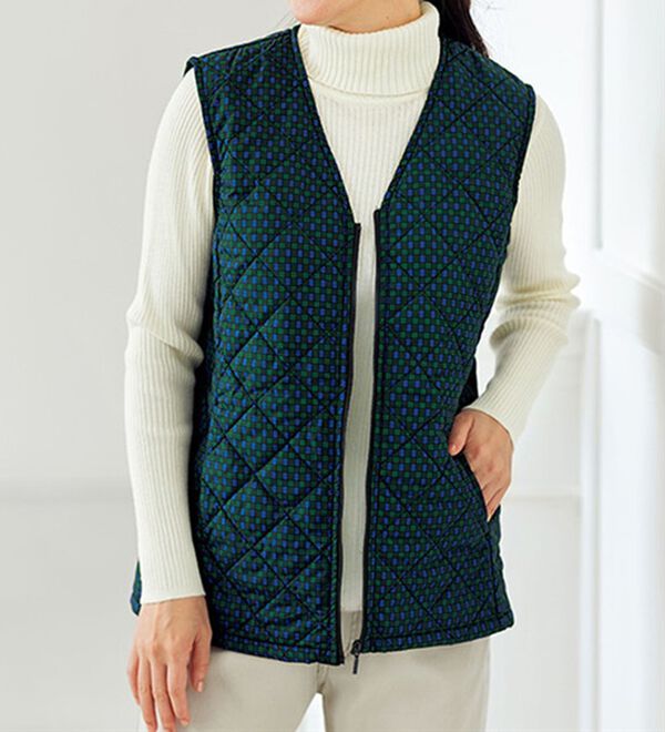 BELLUNA（ベルーナ）の「【マジ軽ウォーム】蓄熱保温キルトベスト（ポーチ付）（ベスト）」｜詳細画像