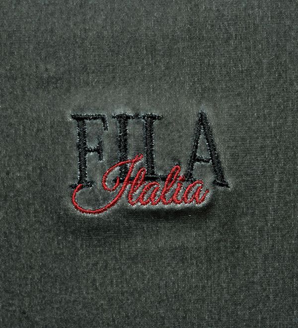 BELLUNA（ベルーナ）の「＜ＦＩＬＡ＞ベロア素材配色使いパーカー（パーカー）」｜詳細画像