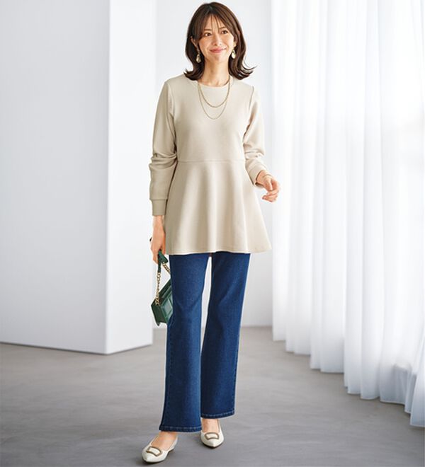 BELLUNA（ベルーナ）の「裏起毛セミフレアーデニムパンツ（フルレングスパンツ）」｜詳細画像