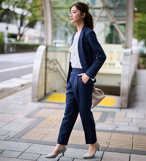 RANAN（ラナン）の「【選べる衿】洗える！春夏ロングシーズン着用可能ベーシック２点ライトスーツ（パンツスーツ）」｜詳細画像