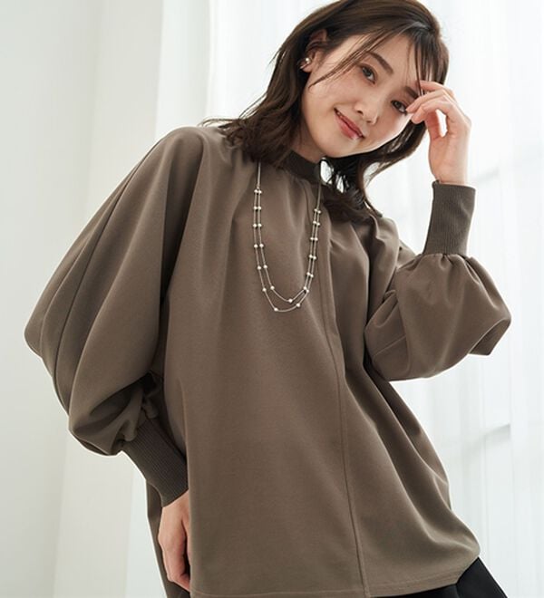 BELLUNA（ベルーナ）の「Ｔシャツ感覚なのにきちんとブラウス見え！カットジョーゼットプルオーバー（ブラウス）」｜詳細画像
