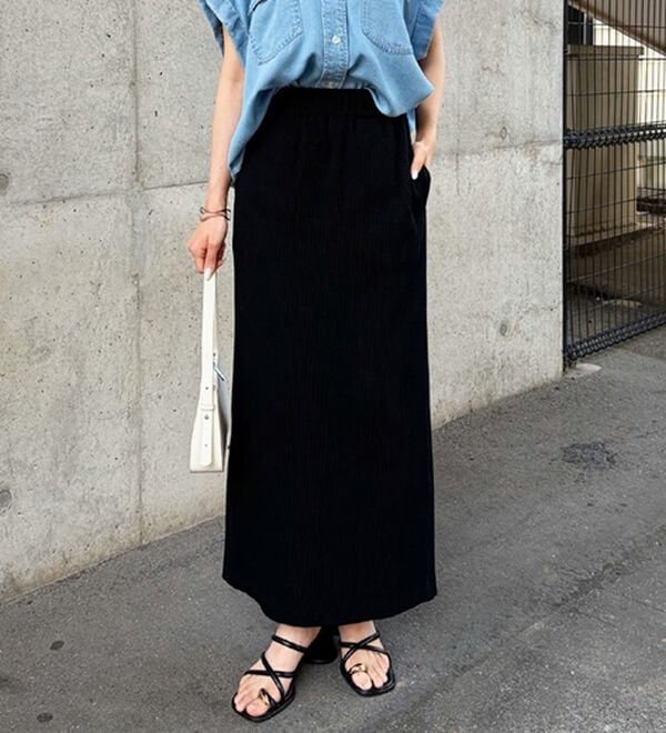 GeeRA（ジーラ）の「【着回し力◎】楽ちんすっきり見え！リブロングスカート（ロングスカート）」｜ブラック
