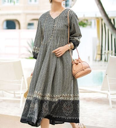 BELLUNA（ベルーナ）の「綿１００％ピンタックデザインプリントワンピース（プリントワンピース）」