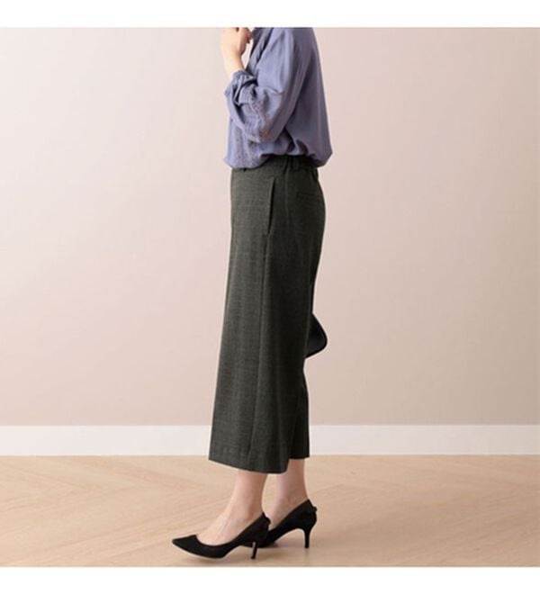 BELLUNA（ベルーナ）の「ウール調センタープレスクロップドパンツ（クロップドパンツ）」｜詳細画像