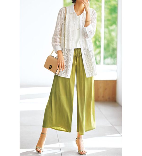 BELLUNA（ベルーナ）の「上品サテン素材ワイドパンツ（ワイドパンツ・ガウチョ）」｜詳細画像