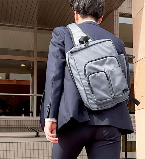「便利機能が満載。無敵級ボディバッグ（その他メンズバッグ）」｜詳細画像