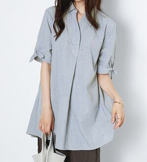 BELLUNA（ベルーナ）の「【接触冷感】麻調素材袖リボン使いシャツチュニック（チュニック）」｜ライトブルー