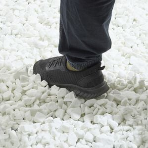 「草よけ・防犯の音ジャリ６０Ｌ（ＤＩＹ・工具）」｜ホワイト