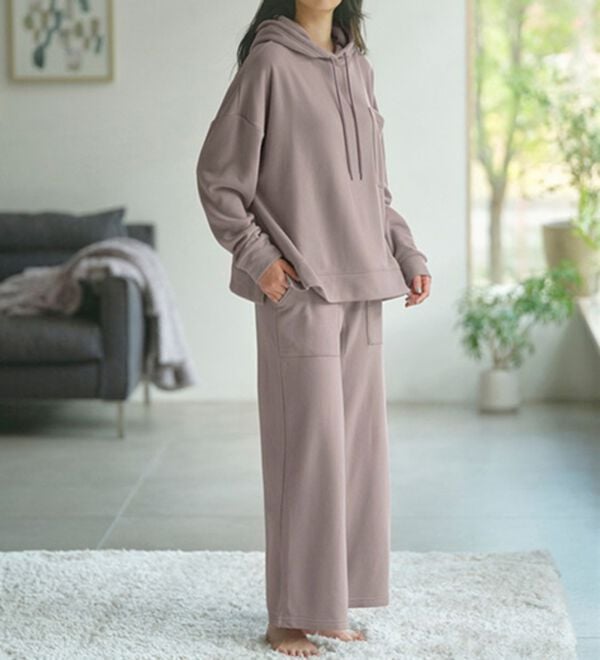 YU'NOW（ユナウ）の「裏起毛パーカー＆ワイドパンツセットアップ（パジャマ・ルームウェア）」｜詳細画像