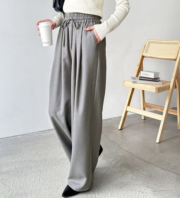 【新品未使用タグ付】OHGA 梳毛パンツ ワイドパンツ グレー M 体型カバー】上品なのにラクちんワイドパンツ - ベルーナ【公式】