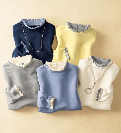 BELLUNA（ベルーナ）の「重ね着風フリル衿プルオーバー（カットソー）」