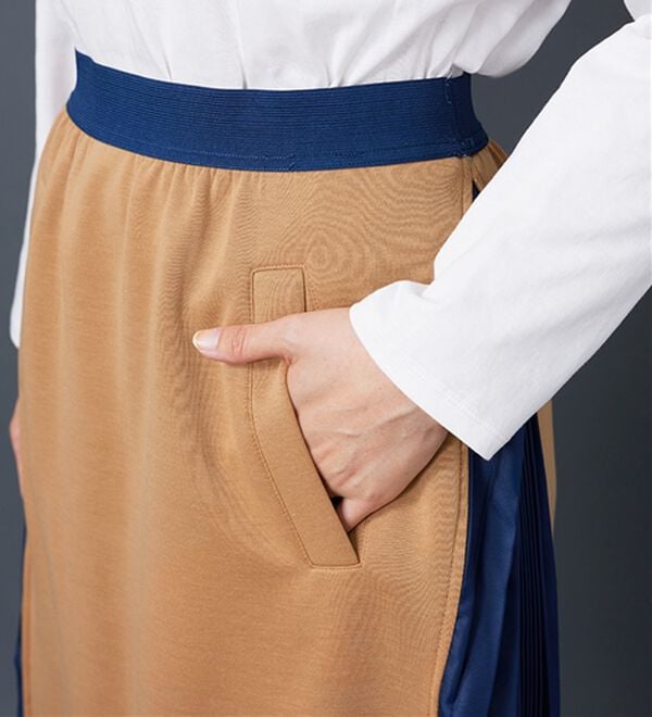 BELLUNA（ベルーナ）の「【Ｌａｇｒｉｌｕａ】配色プリーツデザインフレアースカート（ロングスカート）」｜詳細画像