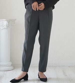 A HAPPY MARILYN（アハッピーマリリン）の「【Ｌ～６Ｌ】＜低身長さん高身長さん対応＞スラっと美脚ストレッチテーパードパンツ（テーパードパンツ）」｜グレー