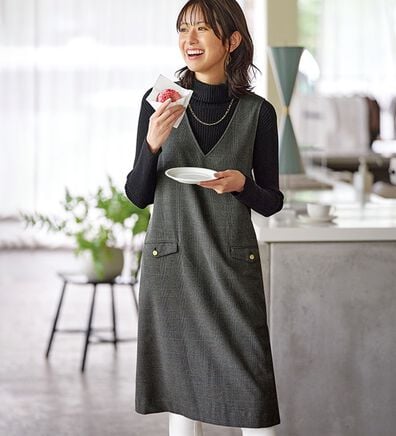 BELLUNA（ベルーナ）の「ウール調素材ポケット付ジャンパードレス（ジャンパースカート）」
