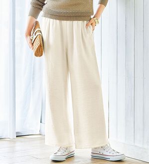 VINNO（ヴィノ）の「麻調ゆるワイドパンツ（ワイドパンツ・ガウチョ）」｜オフホワイト