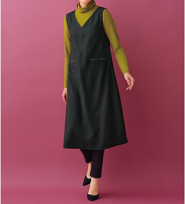 BELLUNA（ベルーナ）の「ツイード素材合皮使いジャンパードレス（ジャンパースカート）」｜黒