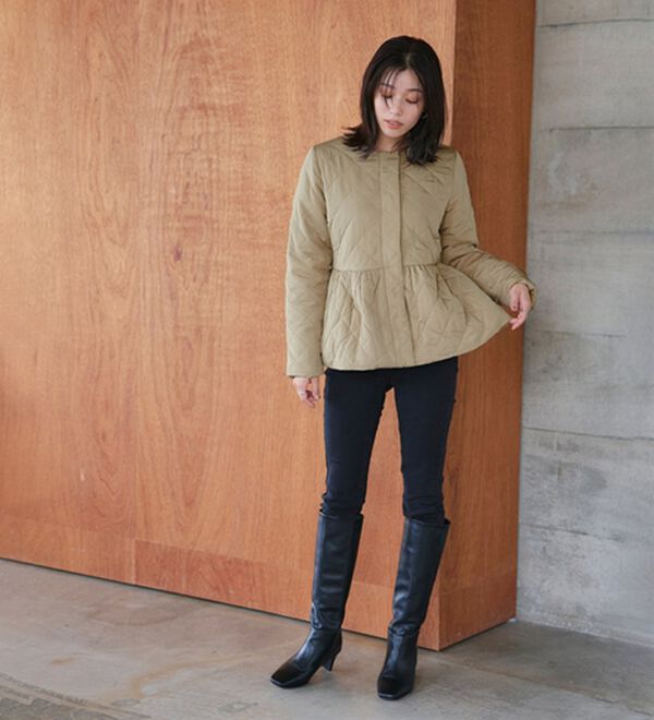 Pierrot（ピエロ）の「ノーカラーフレアキルティングブルゾン（ブルゾン）」｜詳細画像