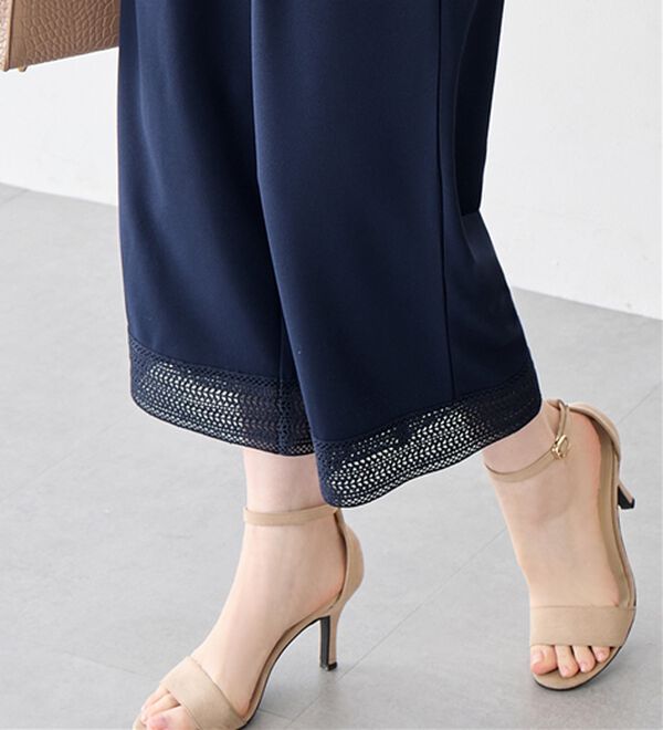 alotta（アロッタ）の「【４つの機能付】ひんやり裾レース楽ちんストレートパンツ（ワイドパンツ・ガウチョ）」｜詳細画像