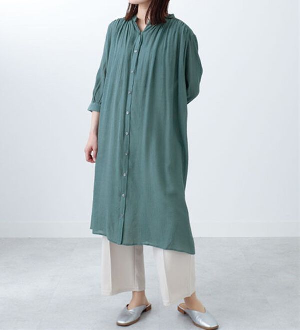 BELLUNA（ベルーナ）の「スラブ素材ギャザーデザインワンピース（チュニック）」｜詳細画像