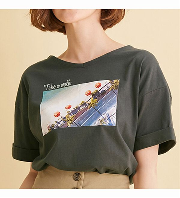 BELLUNA（ベルーナ）の「ＵＳＡコットンデジタルプリントＴシャツ（カットソー）」｜チャコール