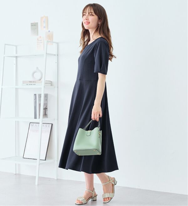 alotta（アロッタ）の「【4つの機能付】タック袖Ａラインワンピース（その他ワンピース）」｜詳細画像