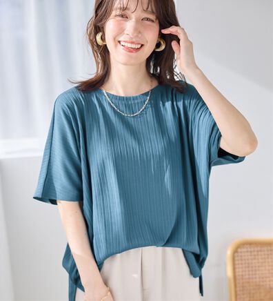 Viola e Viola（ヴィオラ エ ヴィオラ）の「ひんやり多機能ランダムテレコドルマントップス（カットソー）」