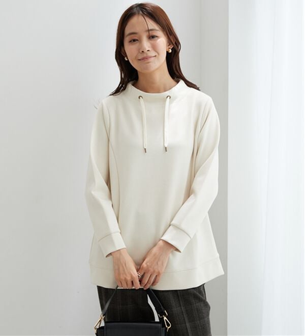 BELLUNA（ベルーナ）の「【新色追加】ワイドネックサイド切替プルオーバー（カットソー）」｜詳細画像