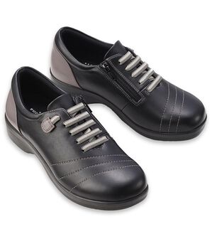 ルフラン（ルフラン）の「＜ラシーナリュクス＞４Ｅ牛革甲ゴムシューズ（スニーカー）」｜ブラック