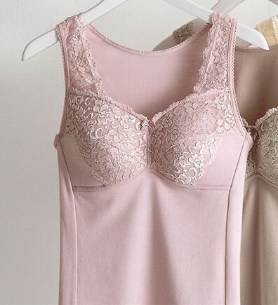 LAVIENNE（ラヴィエンヌ）の「毎日活躍！綿１００％のエレガントブラキャミ（肌着・インナーウェア）」