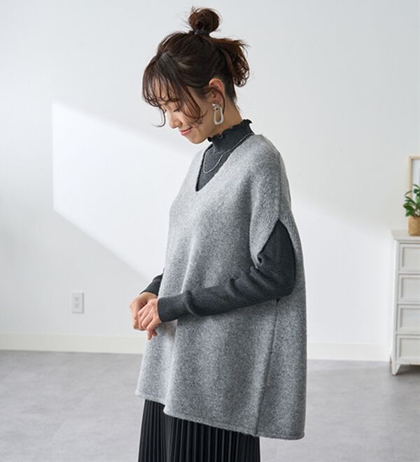 BELLUNA（ベルーナ）の「ふんわりヤクタッチゆったりニットベスト（ベスト）」｜詳細画像