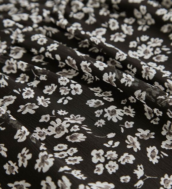 Viola e Viola（ヴィオラ エ ヴィオラ）の「【毎日着たい！】カットソー裏地付シフォンチュニック（チュニック）」｜詳細画像