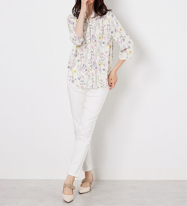 BELLUNA（ベルーナ）の「【接触冷感】レーヨン素材ギャザー使いプリントブラウス（ブラウス）」｜詳細画像