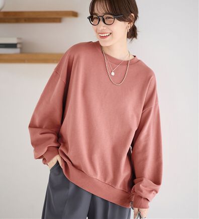 Viola e Viola（ヴィオラ エ ヴィオラ）の「袖ボリューム裏毛スウェットトップス（カットソー）」