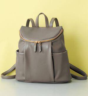 BELLUNA（ベルーナ）の「中身が見やすい多ポケットリュック（リュック）」｜詳細画像